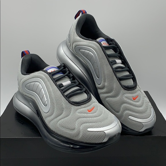 NIKE AIR MAX 720 WMNS - Picture 14 of 16